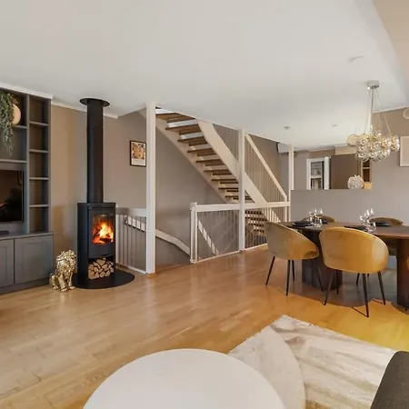 Dinbnb Homes L High-end L 15 Min From Center L Rooftop Terrace * オスロ